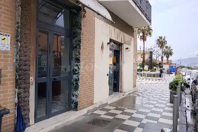 Attività Commerciale in vendita, Via Consolare Pompea, Messina