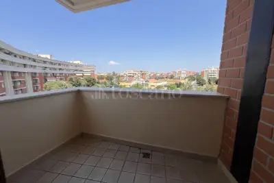 Casa in vendita, Via Nomentum, Roma