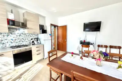 Casa in vendita, Via Arzana, Roma