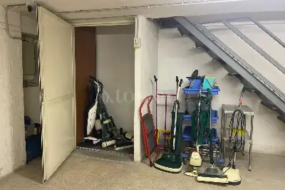 Negozio in affitto, Via Isole Figi , Roma