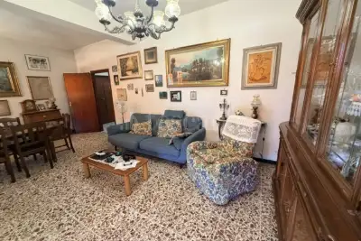 Casa in vendita, Via Virgilio, Pomezia