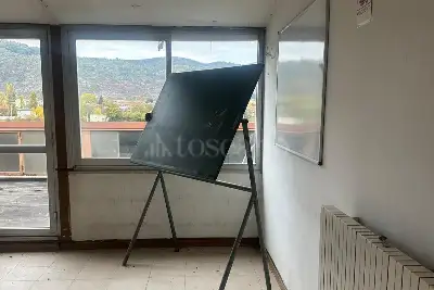 Negozio in vendita, Via Pertini, Avezzano