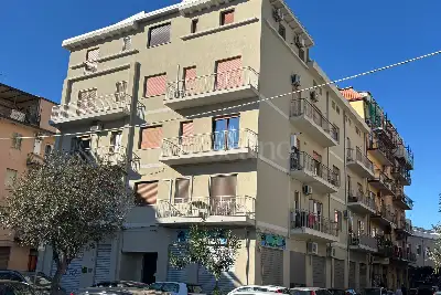 Casa in vendita, Via Cristoforo Colombo, Catanzaro