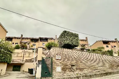 Villino a Schiera in vendita, Via Vitagliano Rosetti Residence S. Agostino, Caserta