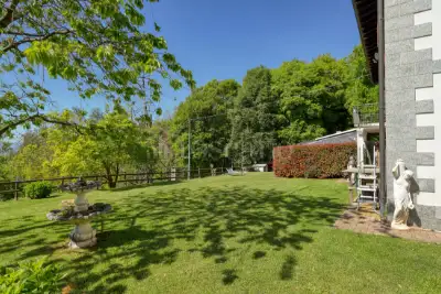 Casa Indipendente in vendita, Via Provinciale, Marchirolo