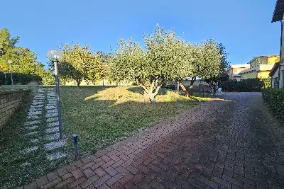 Villa in vendita, via delle roselle, Anzio