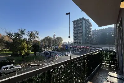 Casa in vendita, Via Giambellino, Milano