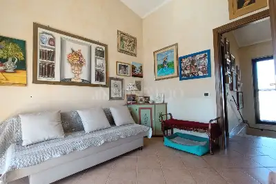 Villa Plurifamiliare in vendita, Viale della Stazione, Anzio