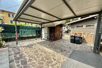 Villino a Schiera in vendita, Via Sorbana, Brescia