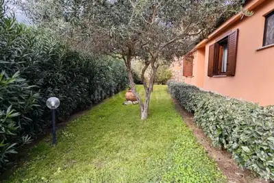 Casa Indipendente in vendita, Via Elba, Arzachena