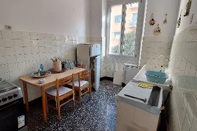 Casa in vendita, Via Carlo e Nello Rosselli, Genova