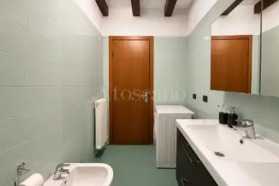 Casa in vendita, Via della Valverde 73, Verona