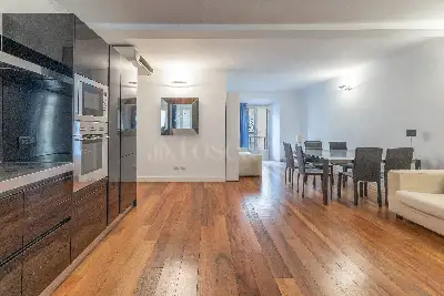 Casa in vendita, Via Gaetano Donizetti, Milano