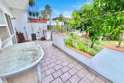 Villa in vendita, Via Gabriele D'Annunzio, Anzio