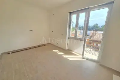 Casa in vendita, Via Renato Massa, Roma