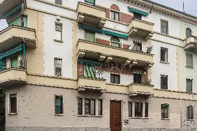 Casa in vendita, Via Guglielmo Guintellino, Milano