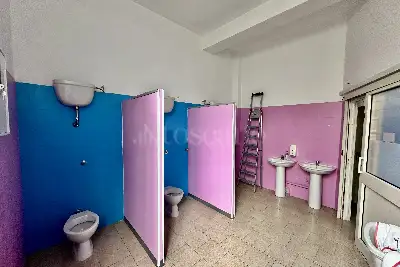 Negozio in affitto, Via Guglielmo Marconi, Caserta