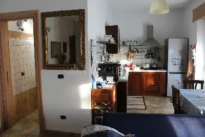 Palazzo in vendita, Via Cerro - Sinagoga, Cassino