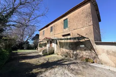 Casale in vendita, Via Sarsina, Pomezia