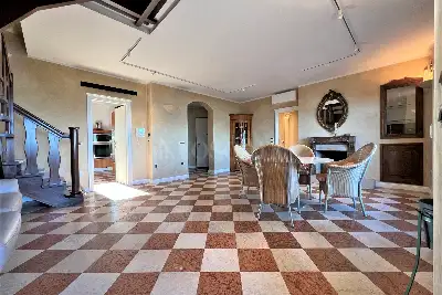 Villino a Schiera in vendita, Via XXV Aprile, Sirmione