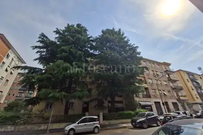 Casa in vendita, via Giovanni Berchet, Brescia