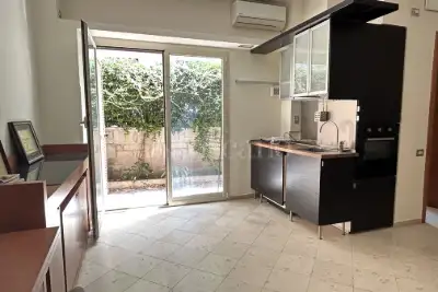 Casa in vendita, Via Guido Guinizelli, Roma
