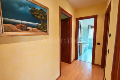 Casa in vendita, Via Francesco Roncati, Roma