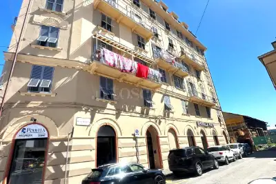 Casa in vendita, Via Mattia Montecchi, Genova
