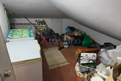 Villino a Schiera in vendita, Via Calosso, Roma