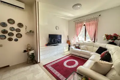 Casa in vendita, Via Mar Nero, Milano