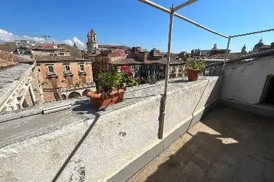 Casa in vendita, PIAZZA MAZZINI - VIA GARIBALDI 57 - 3 TERRAZZE, Catania
