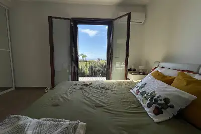 Villino a Schiera in vendita, Via Currolo, Catania