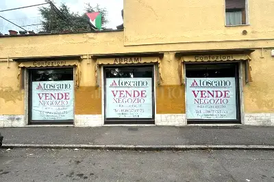 Negozio in vendita, Viale Caduti del Lavoro, Brescia