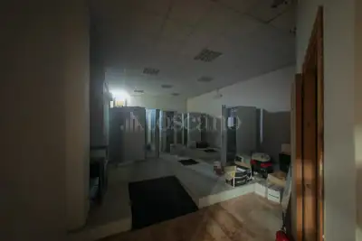 Magazzino in vendita, Via degli Svevi, Catanzaro