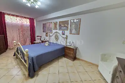 Villino a Schiera in vendita, Via Sesto San Giovanni, Roma