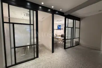 Negozio in vendita, Via Friuli, Milano