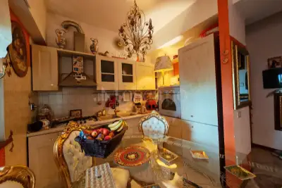 Casa in vendita, Via Francesco Menzio, Roma