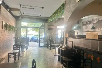 Negozio in vendita, Viale Tito Labieno, Roma