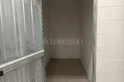 Cantina in vendita, Via Raffaele Paparella, Roma