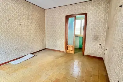 Palazzo in vendita, Via Francesco Tedesco, Avellino