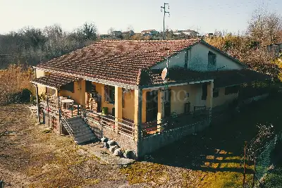 Casa Indipendente in vendita, Via Mandrine, Cassino