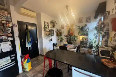 Casa in vendita, Piazza A. Manzoni, Modena