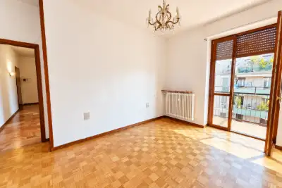 Casa in vendita, Via Enrico Toti, Monza