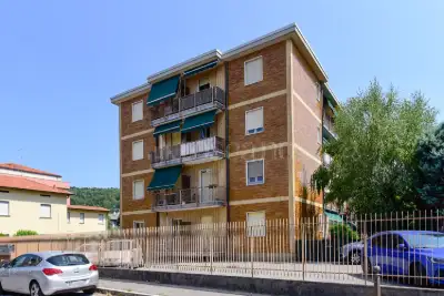 Casa in vendita, Via Giuseppe Grilloni, Como