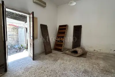 Magazzino in vendita, Via Rinascita, Ittiri