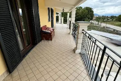 Magazzino in vendita, Strada Circonvallazione , Luco dei Marsi