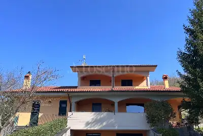 Villa in vendita, Località Celle , Vernio