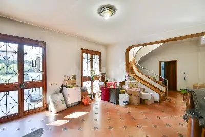 Casa Indipendente in vendita, Via Dante Alighieri, Rovello Porro