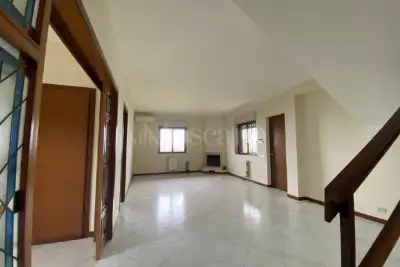 Casa in affitto, Largo Emerico Amari, Sant'Agata li Battiati