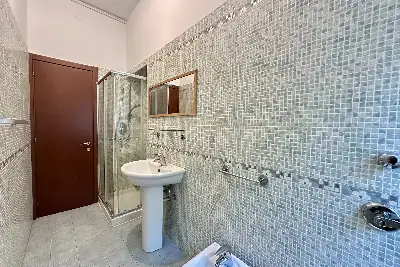 Casa in vendita, via giambellino, Milano